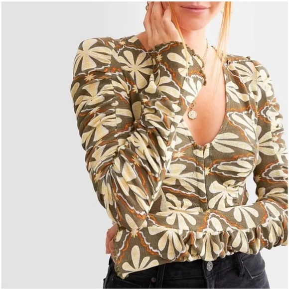 NWT Free People the Meadow ruched mesh long sleeve top, XS dried‎ basil combo - Picture 1 of 12